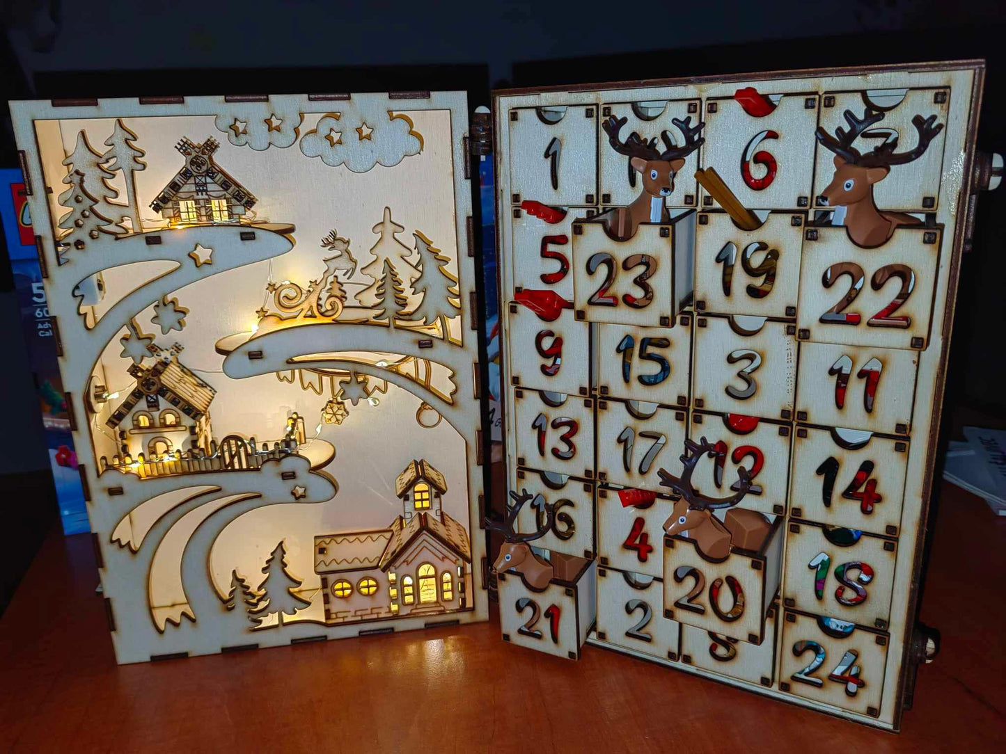 Leseni Adventni koledar